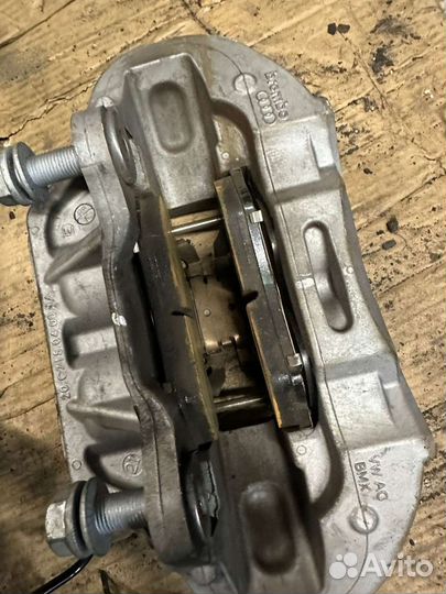 Комплект суппортов Audi Q5 FY рестайлинг 2021