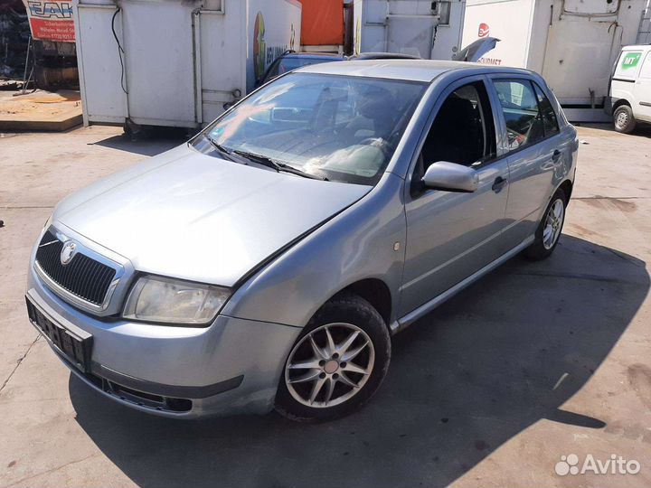 В разборе Skoda Fabia 1