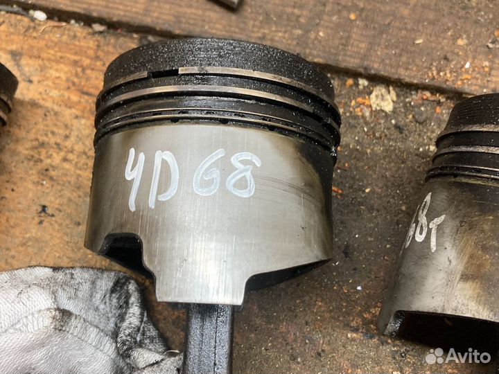 Поршень шатун mitsubishi 4d68t