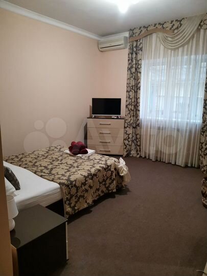 Комната 25 м², 1/3 эт.