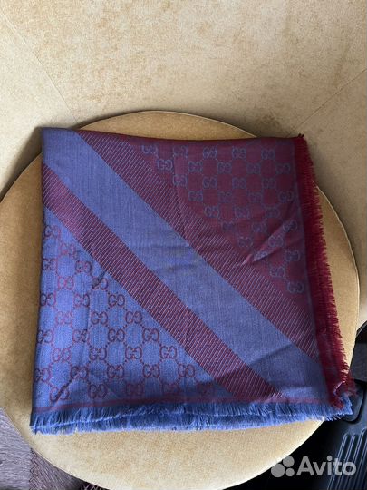 Шарф палантин Gucci