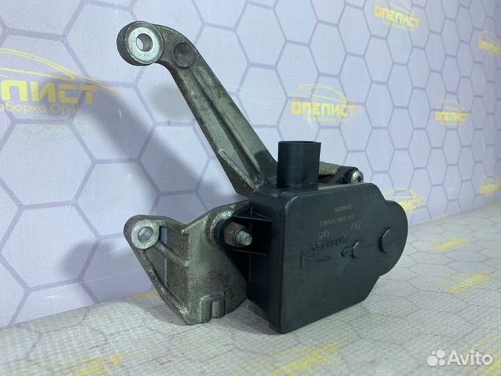 Датчик дроссельной заслонки Opel Vectra C Z19DTH