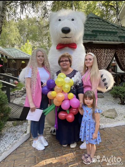 Ведущая и DJ