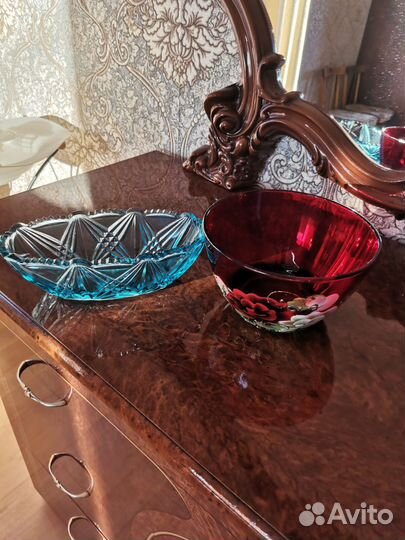 Вазы хрустальные и из стекла