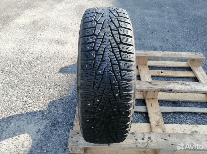 Nokian Tyres Hakkapeliitta 7 SUV 235/65 R17 99T