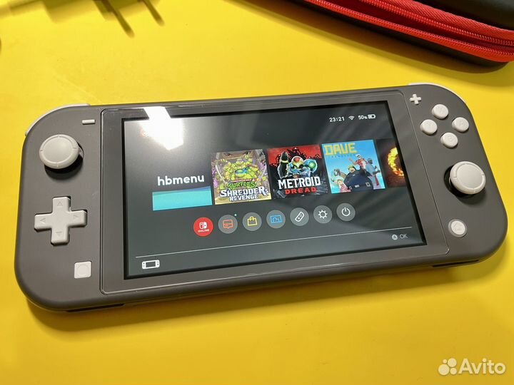 Nintendo Switch Lite на чипе +128GB игр