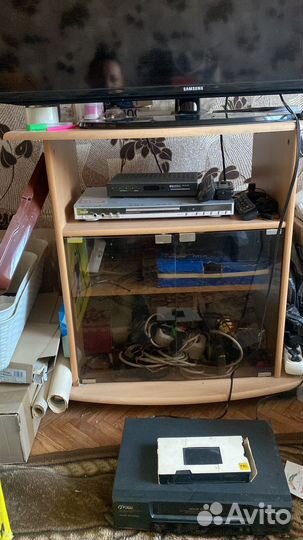 Тумба под телевизор