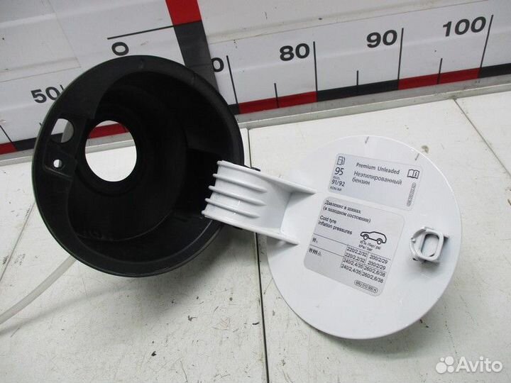 Лючок бензобака Volkswagen Polo 5 MK5