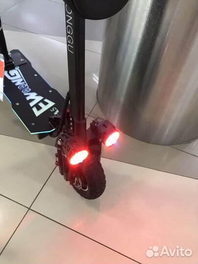 Электросамокат М5 1000 вт