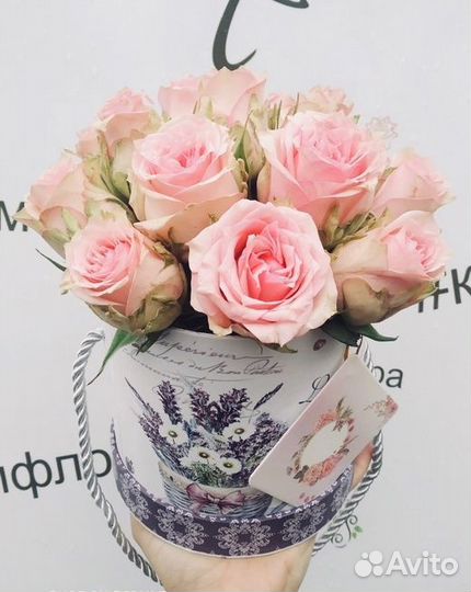 Розы в коробке