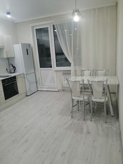 1-к. квартира, 42 м², 6/12 эт.