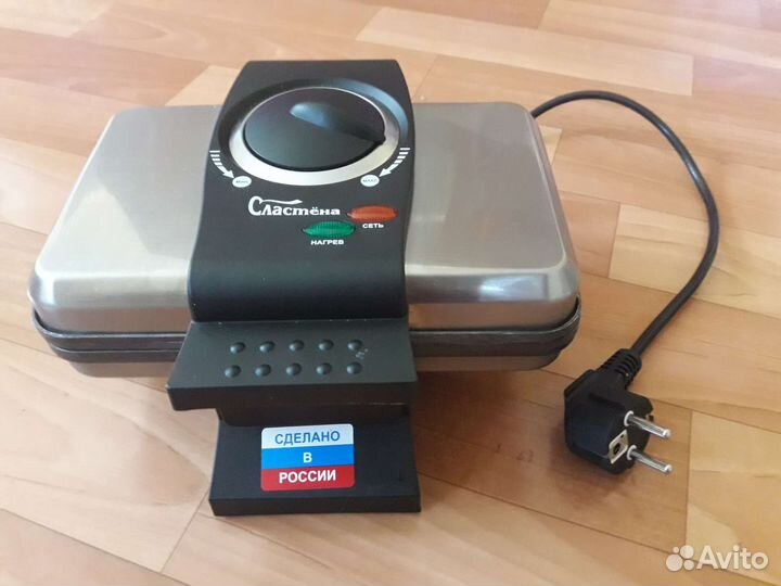 Электрическая вафельница бу