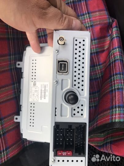 Штатная магнитола LADA vesta