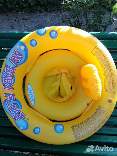 Детская надувная лодка