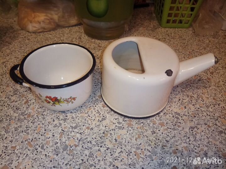 Посуда эмалированная СССР чашка и поильник