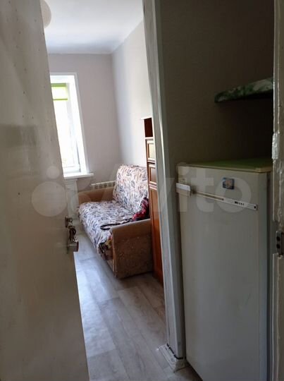 Комната 10 м² в 5-к., 2/5 эт.