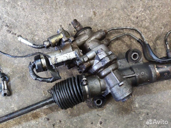 Рулевая рейка toyota vista v30