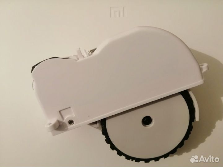 Колесо+шлейф Xiaomi Vacuum-Mop Essential, правое