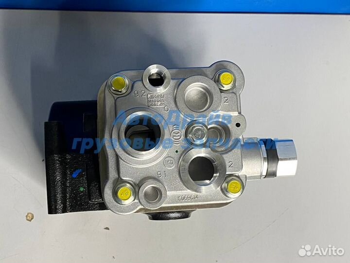 Компрессор Ман Тга Тгс Тгх двигатель D2066