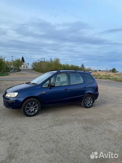 Toyota Corolla Spacio 1.6 AT, 1997, 300 000 км