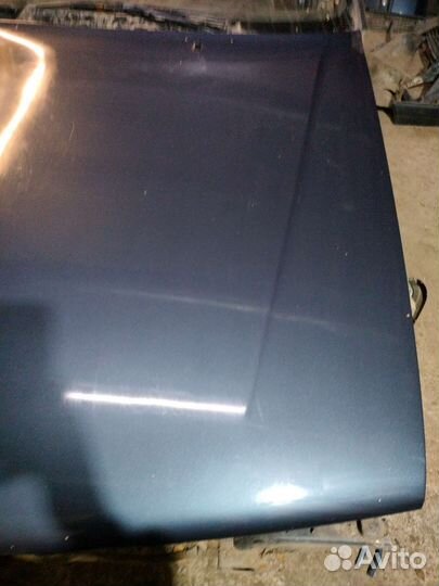 Капот на audi 100 c3