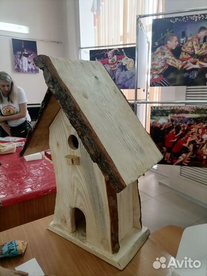 Скворечник (синичник) с кормушкой