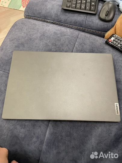 Lenovo ideapad 5 14IIL05