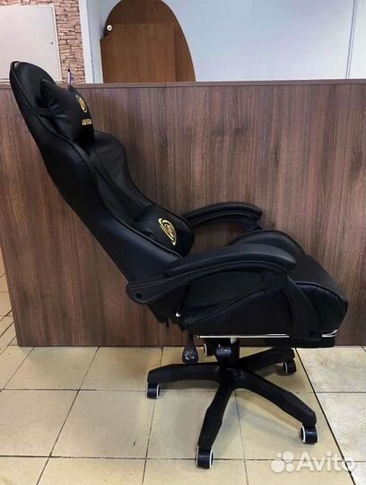 Компьютерное офисное кресло