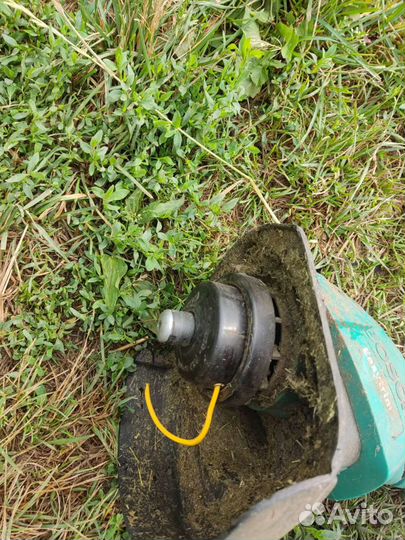 Электротриммер для покоса травы