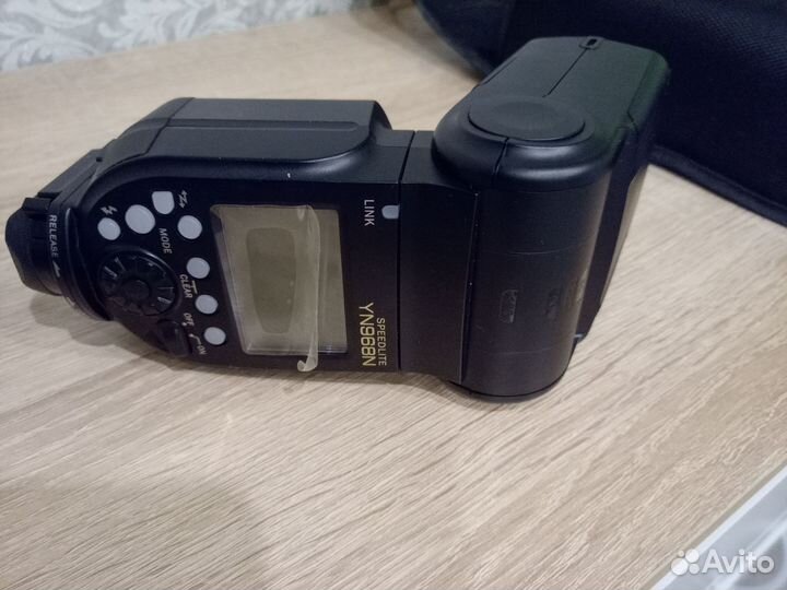 Вспышка youngnuo yn968n