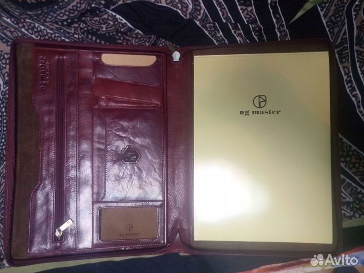 Кожаная папка для документов