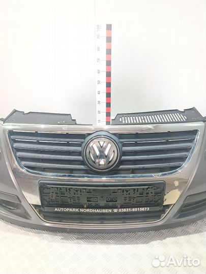 Решетка радиатора Volkswagen Passat
