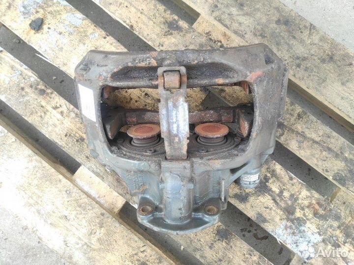 Суппорт тормозной задний левый Daf Xf 106