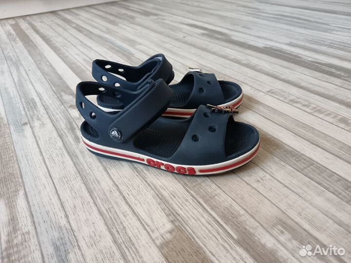 Сандалии crocs детские