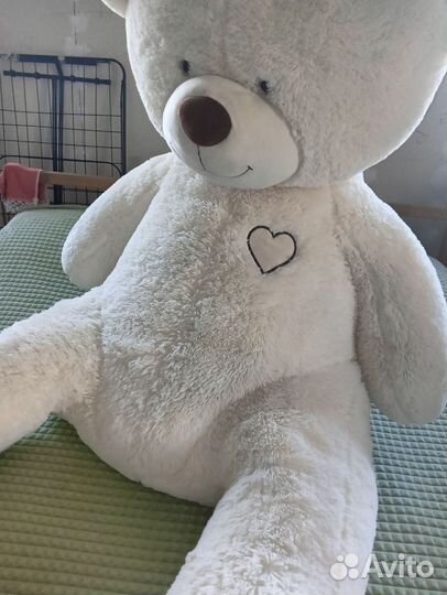 Плюшевый медведь