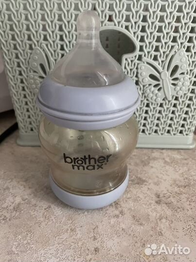 Бутылочки для кормления nuk