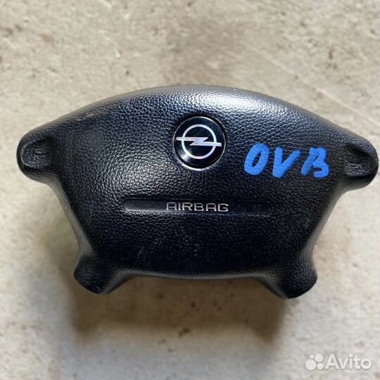 Подушка безопасности в руль Опель Вектра b