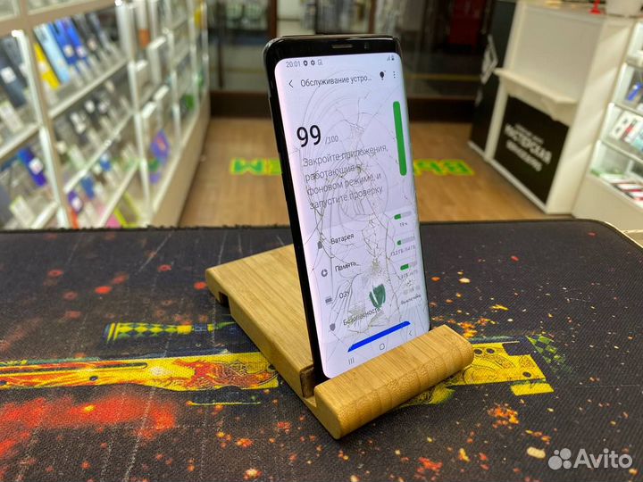 Samsung Galaxy S9, 4/64 ГБ