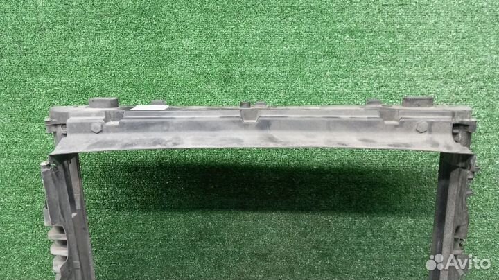 Рамка радиатора Bmw 5-Series