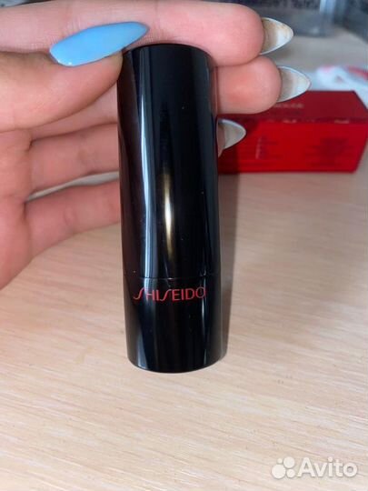 Shiseido Губная помада матовая rouge rouge