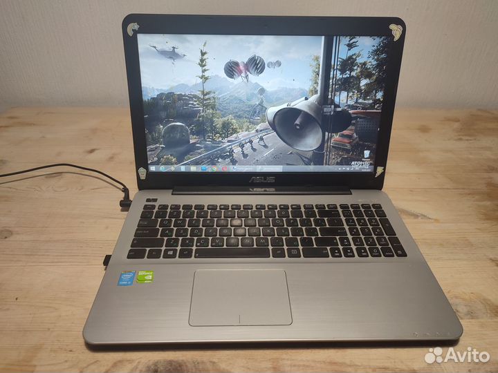 Игровой ноутбук Asus intel core i3/2видеокарты/ssd