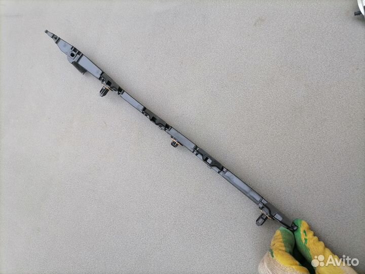 Кронштейн заднего бампера правый для Toyota Camry