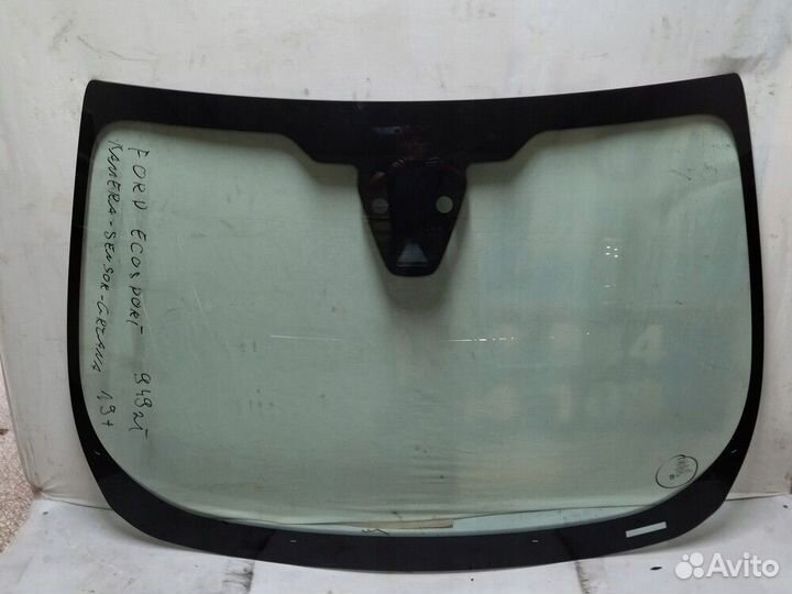 Лобовое стекло Ford 