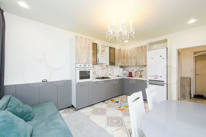 3-к. квартира, 70 м², 1/9 эт.