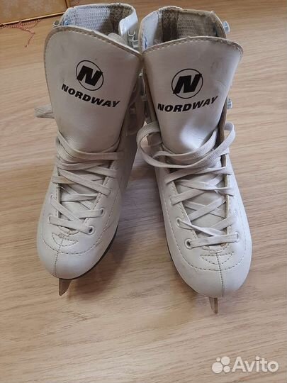 Коньки фигурные 36 размер бу