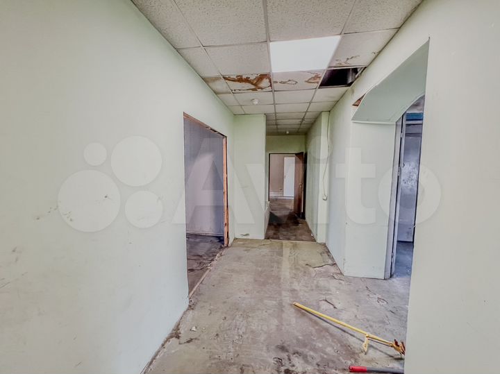 Производство. Склад. Гр. лифт. Вода, 223 м²