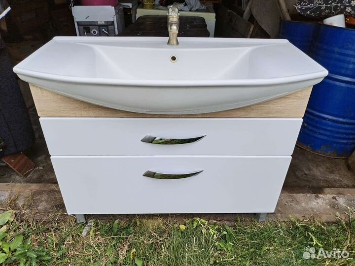 Тумба с раковиной для ванной бу