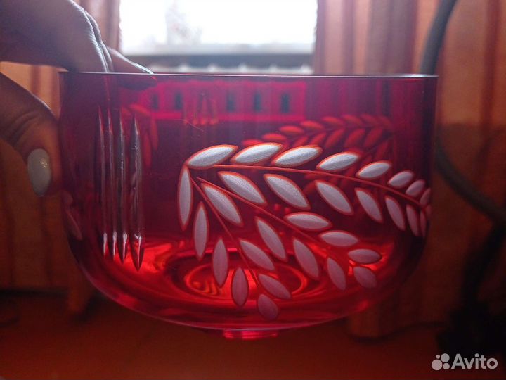 Винтажная ваза конфетница, красное стекло СССР