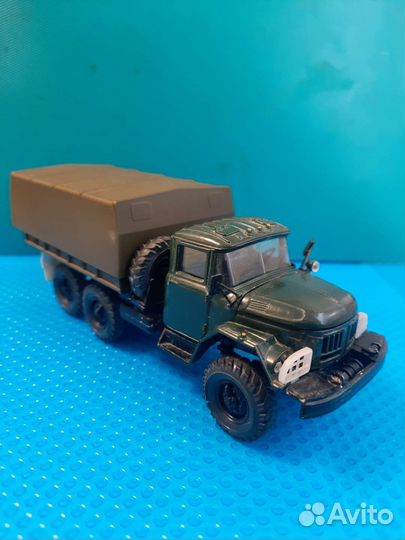Модель грузовика зил-130