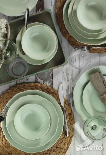 Сервиз столовый 24 предмета, новый